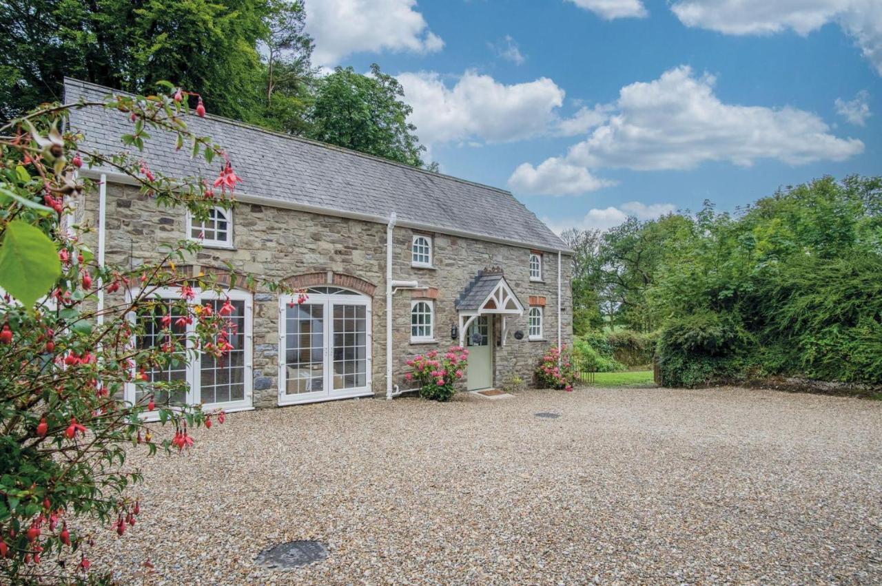 The Stables - 2 Bedroom Cottage - Princes Gate Ludchurch Extérieur photo