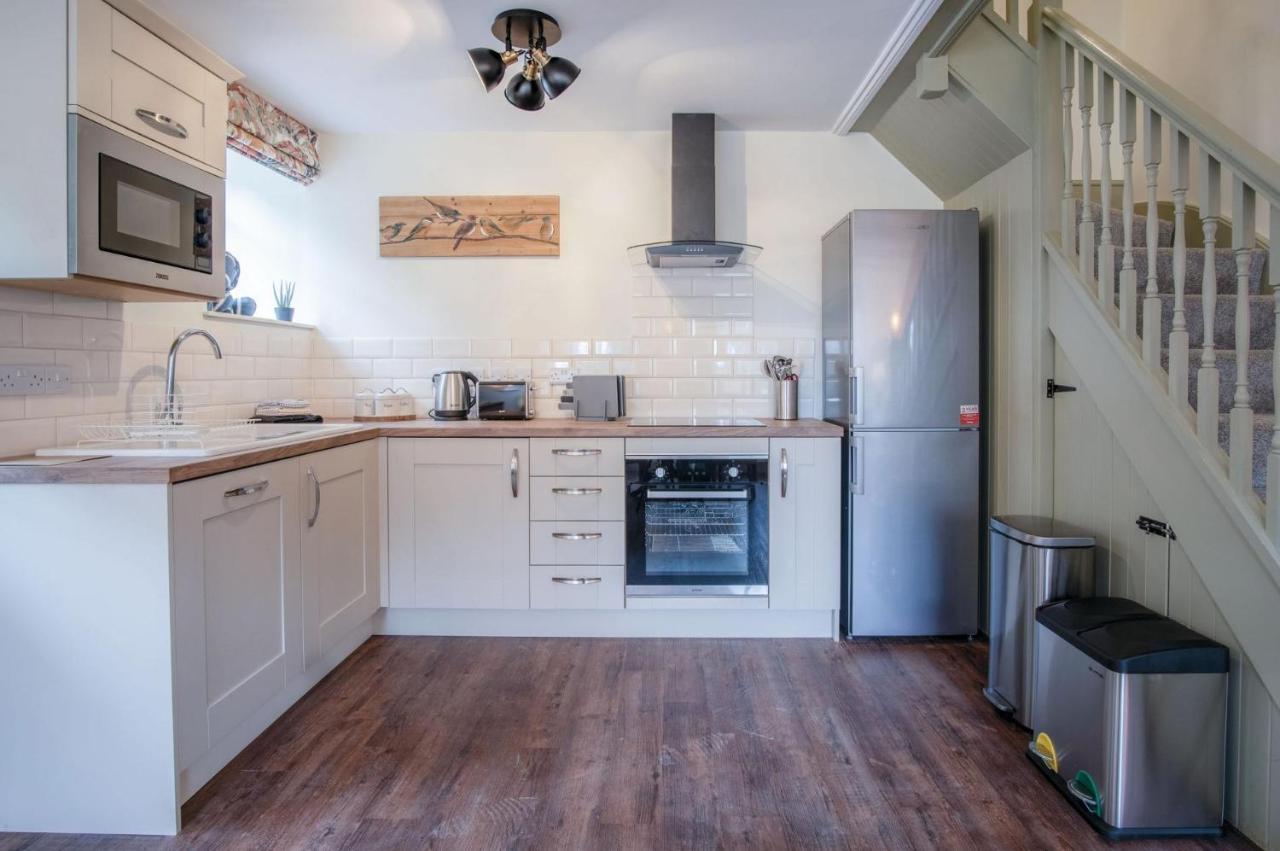 The Stables - 2 Bedroom Cottage - Princes Gate Ludchurch Extérieur photo