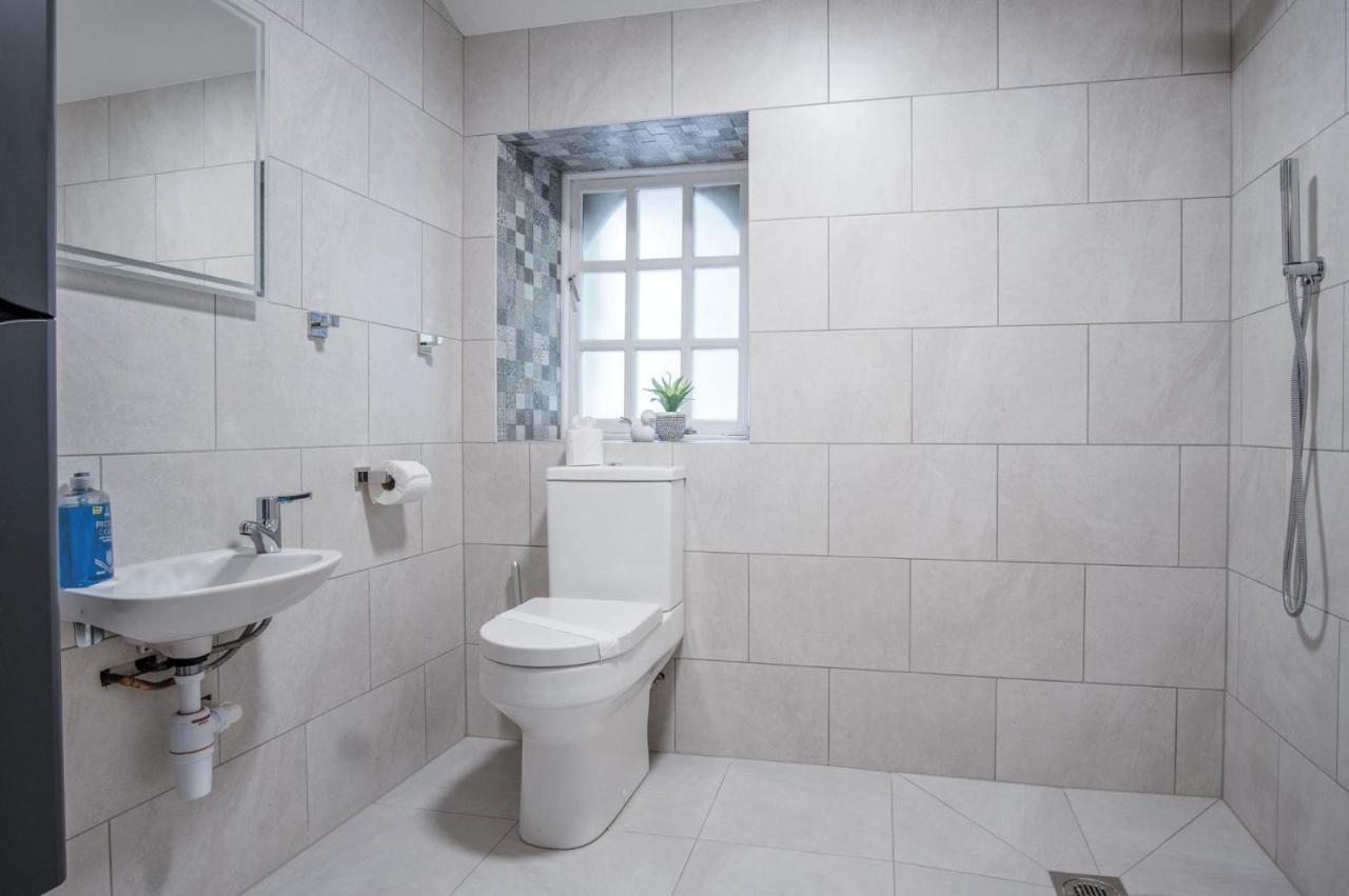 The Stables - 2 Bedroom Cottage - Princes Gate Ludchurch Extérieur photo